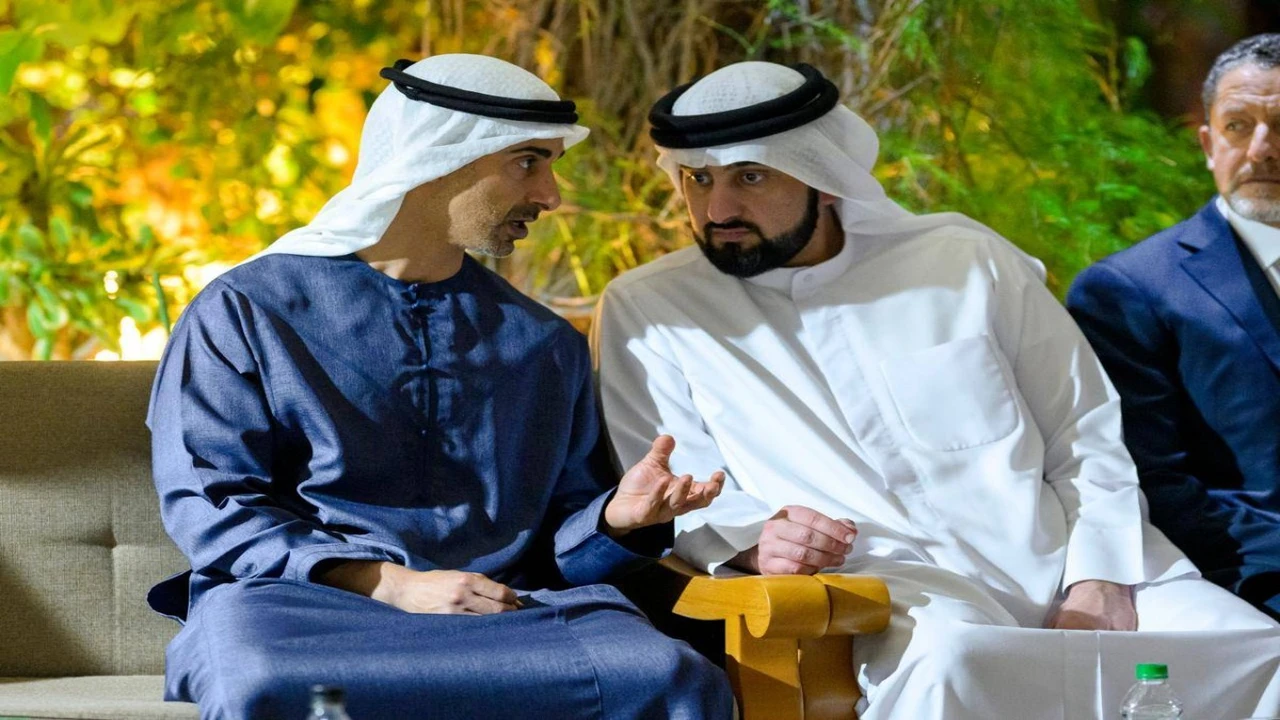 محمد بن زايد وملك الأردن يبحثان التطورات الإقليمية وتداعياتها على أمن المنطقة